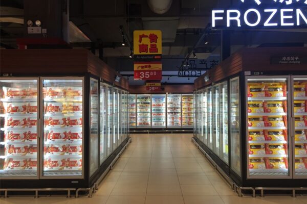 IPOneService-Product-Glassdoor-Freezer-2 IPOneService-Product-Glassdoor-Freezer-2