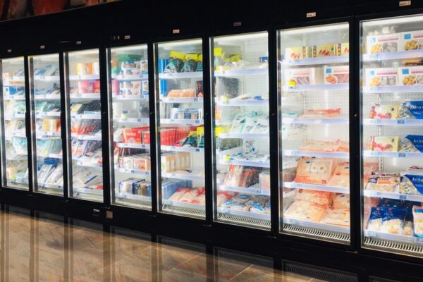 IPOneService-Product-Glassdoor-Freezer-4 IPOneService-Product-Glassdoor-Freezer-4